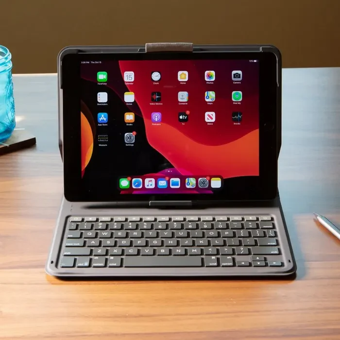 Case con teclado ZAGG para iPad de 10.2 (Gen 7,8 & 9) Gris Oscuro - Image 3